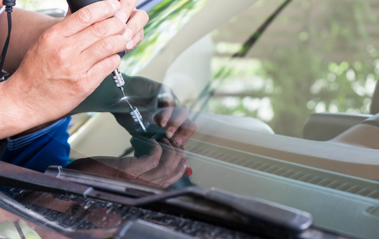 資格保有・低コスト施工